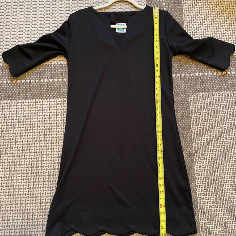 vfish Black Dress with Scalloped Sleeves and Bottom - size S - Picture 9 of 10